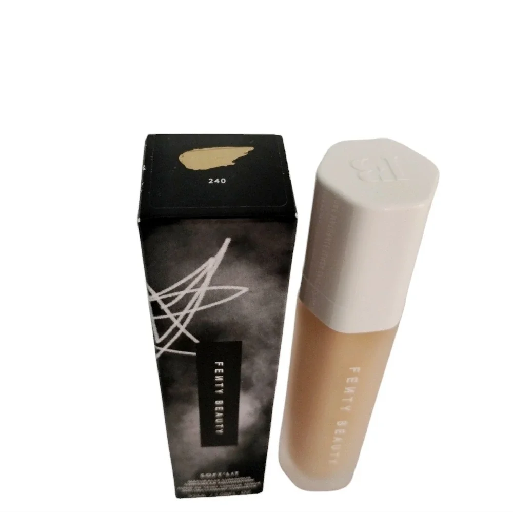 Fenty Beauty SOFT'LIT Naturally Luminous Longwear Foundation 240 Luminous Finish